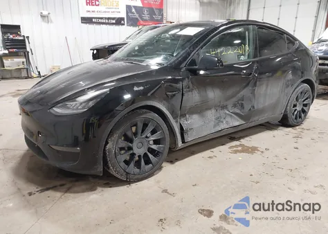 2022 Tesla Model Y Long Range Dual Motor All-Wheel Drive from USA, damaged, VIN 7SAYGDEE4NF363715